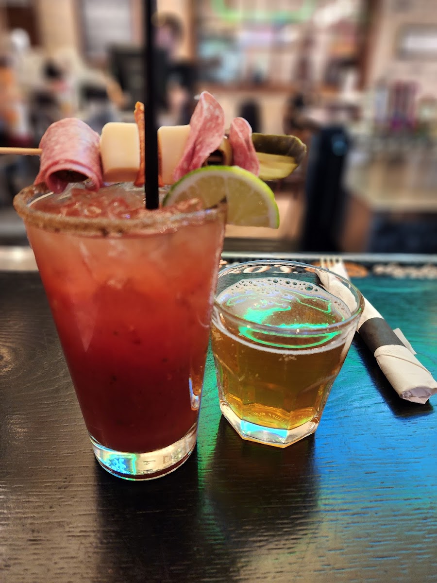 Green Mill Restaurant & Bar-6